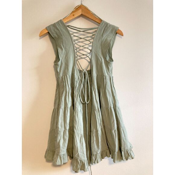 Urban Outfitters Sage Green Raelynn Tie Back Romper Size S/XS - Picture 6 of 6